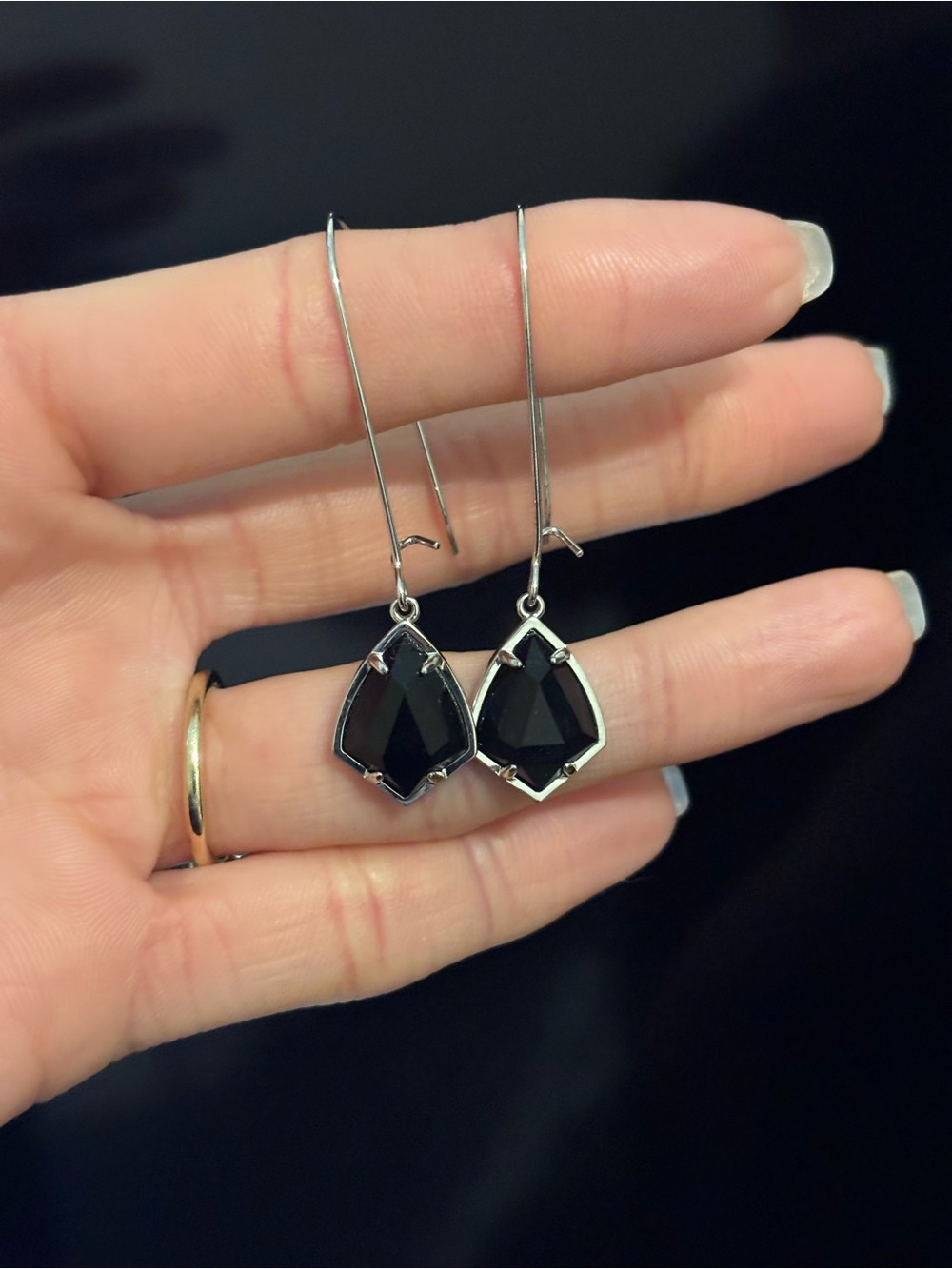 Kendra Scott Black Teardrop Dangle Earrings